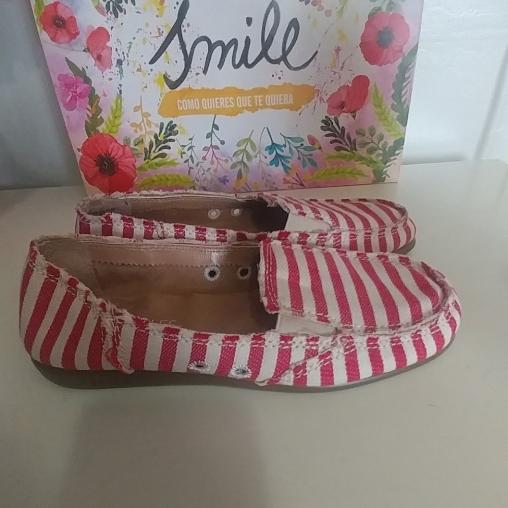 Aerosoles red & beige espadrilles shoes